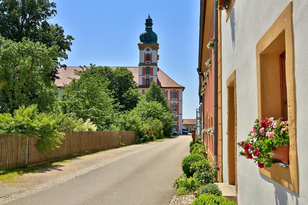 Hotel Kloster-Gasthof Speinshart Eschenbach in der Oberpfalz Eksteriør bilde